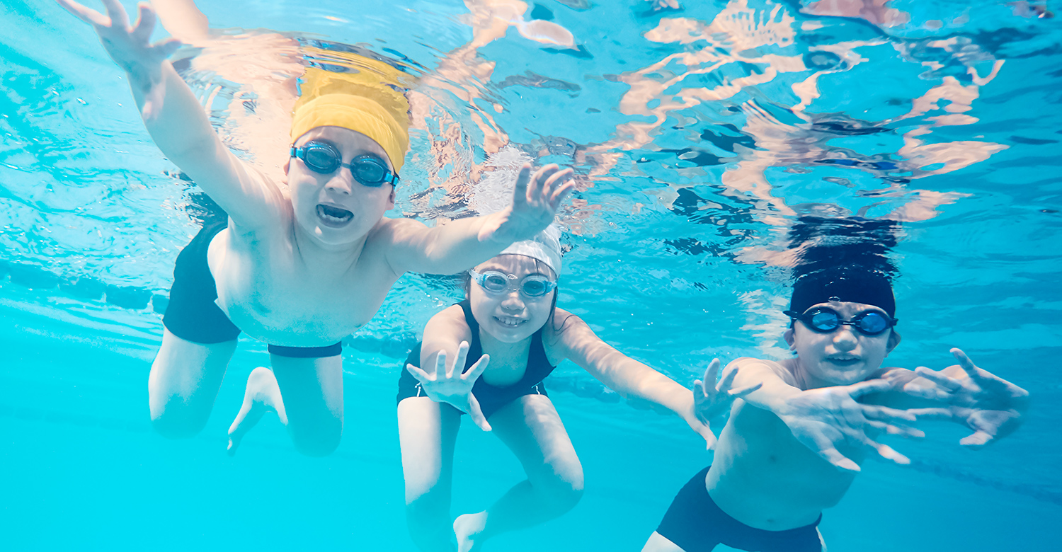 笑顔と成長が見えるスイミングスクール